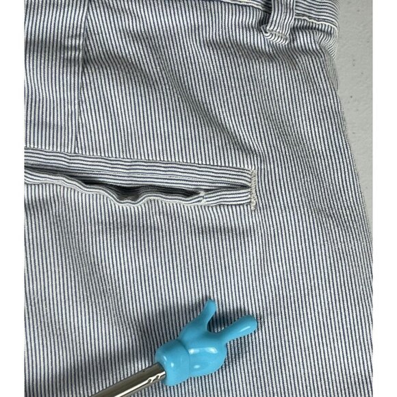 Class Club Modern Fit Striped Chino Shorts Boys 20 Blue White Adjustable Waist - Picture 8 of 8